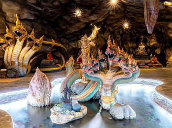 ชลบุรีไม่ได้มีแค่ทะเล ชวนไหว้พระสุขกายสุขใจ กับ 4  วัดใกล้กรุงฯ