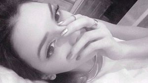 “ เซลฟี ” หลังจากตื่นนอนหน้าสดๆ ตอนที่ยังไม่ได้แต่งของฉัน ก็ดูดีนะเออ