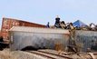รถไฟบรรทุกยางอัดแท่งตกรางที่ จ.อุดรธานี