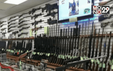 แจกปืนต่อต้านนโยบายพกปืนในมหาวิทยาลัย