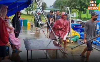 อพยพ 3 รอบ น้ำมูลไหลท่วมศูนย์พักพิง