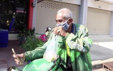 ตาวัย 70 ปีสู้! ยืมโทรศัพท์หลาน วิ่งแกร็บฟุ้ดเลี้ยงชีพ