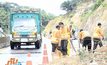 ฝนกระหน่ำ ดินสไลด์ทับเส้นทางระนอง-ชุมพร