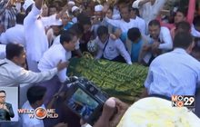 ผู้คนแห่ร่วมพิธีศพที่ปรึกษา “ซูจี” ถูกลอบสังหาร