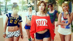 แฟชั่นสงกรานต์ 2016 สีสันสดใส สวยเปรี้ยว เฉี่ยวทุกสไตล์