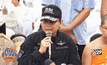 ปฏิบัติการจับ “ธัมมชโย” เหลว หลังศิษย์ธรรมกายขวาง