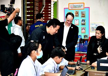 โรงเรียนกทม.เปลี่ยนไปแล้ว Digital Classroom ช่วยนักเรียนเรียนดีขึ้น เดินหน้าขยายครบ 437 โรงเรียน