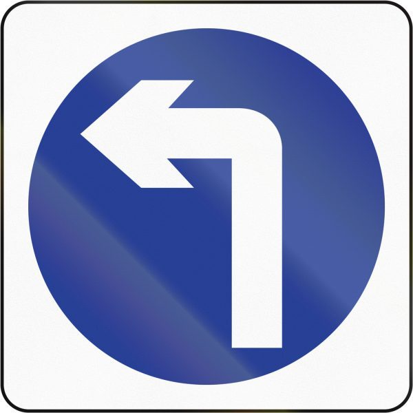 เลี้ยวซ้ายผ่านตลอด