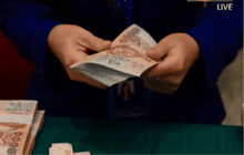 หุ้นไทยเปิดบวก 1.44 จุด