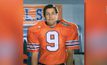 แบรนด์เสื้อกีฬาดังออกคอลเลคชั่นใหม่ ฉลองครบรอบ 20 ปีหนัง The Waterboy