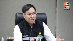 “รมช.อัครนันท์” บุก กทม. ศึกษาโมเดล “Traffy Fondue” เตรียมบูรณาการแจ้งปัญหาความปลอดภัยและสวัสดิภาพในสถานศึกษา