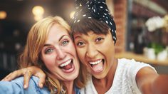 วิจัยเผย 2 สิ่ง นี้แหละ คือข้อแตกต่างระหว่าง เพื่อน VS เพื่อนที่ดีที่สุด