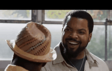 หนังตลกฮาแตกควงแขนหนังโหด โค่น Star Wars เสียแชมป์บ็อกซ์ออฟฟิศ!