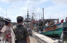จับเรือประมงสัญชาติเวียดนาม 3 ลำรุกล้ำน่านน้ำไทย