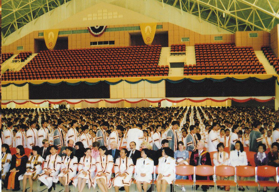 พิธีพระราชทานปริญญาบัตรจาก ในหลวงรัชกาลที่ 9 ครั้งสุดท้ายของ ม.ขอนแก่น พิธีพระราชทานปริญญาบัตรจาก ในหลวงรัชกาลที่ 9 ครั้งสุดท้ายของ ม.ขอนแก่น