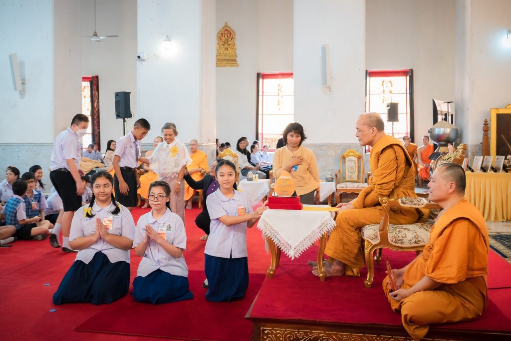 เยาวชนไทยรวมใจทำความดี แข่งขันตอบปัญหาศีลธธรรมในพระพุทธศาสนา