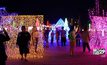 ประดับไฟสวยงามต้อนรับเทศกาลปีใหม่
