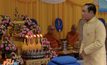 นายกฯ นำ ครม.-ขรก. ทำบุญตักบาตร วันพ่อแห่งชาติ