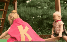 เสื้อคลุมเพื่อซูเปอร์ฮีโร่ตัวน้อย