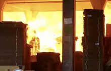 ไฟไหม้โรงงานกระดาษ เสียหาย 300 ล้าน