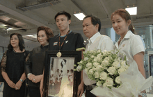 “สอง” ทนงศักดิ์ กลับถึงไทยถวายความอาลัยพ่อหลวง