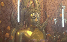 ทำบุญตักบาตรวันอาฬสาหบูชา 2558