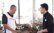 “ป๋าเหลิม”จิตอาสาชุบชีวิตใหม่ผู้ป่วย โรคสะเก็ดเงิน ตอน2