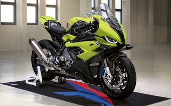 BMW M 1000 RR รุ่นฉลองครบรอบ 50 ปี ของแบรนด์สมรรถนะสูง ‘M’