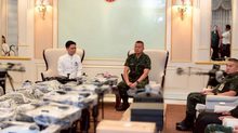 มทภ.2 รับมอบโดรน 10 ล้าน เสริมภารกิจแนวชายแดนไทย-กัมพูชา