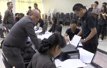 กรมธนารักษ์ดำเนินคดีบ้านรุกล้ำริมคลองลาดพร้าว