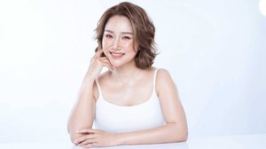 “หญิง นราวัลย์” ลุคใหม่ สวยสดใส หน้าเด็กลงมาก แชร์เคล็ดลับอัพความสวยแบบไม่โป๊ะ!!