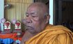 แค้นพระให้กับข้าวไม่ถูกใจ เตะก้านคอเจ้าอาวาสล้ม