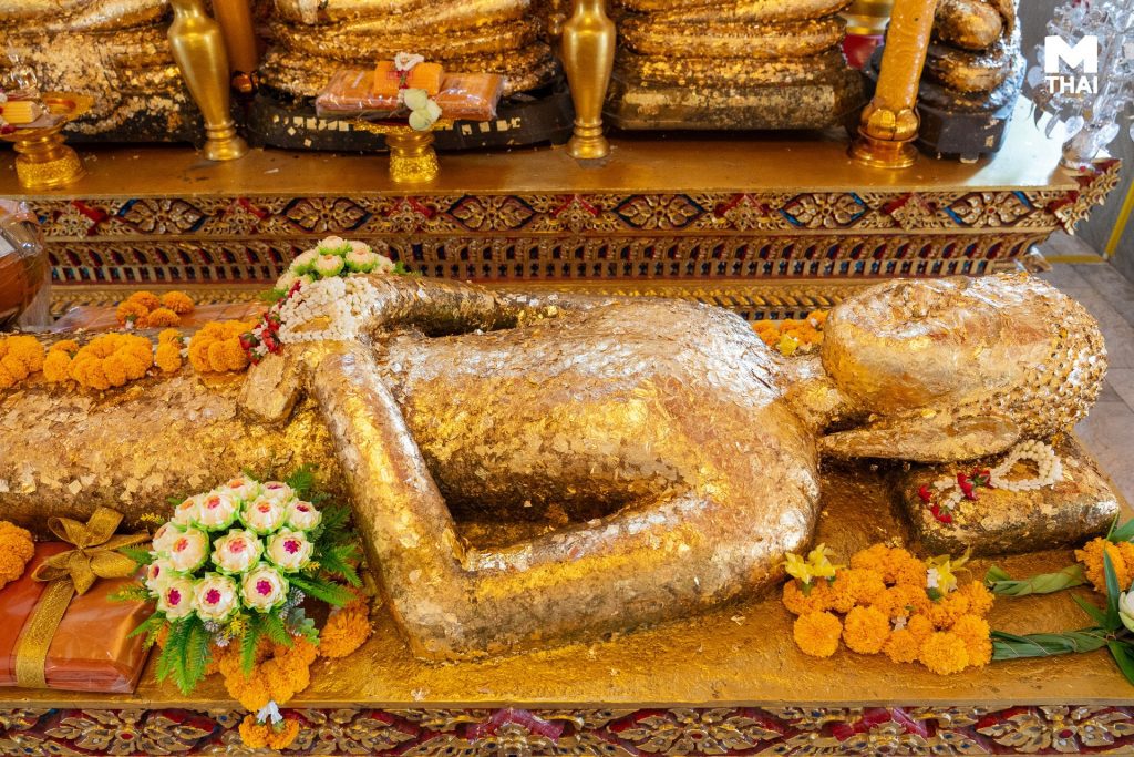 พระพุทธรูปนอนหงาย