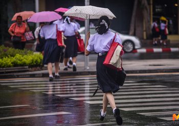 อุตุฯ ประกาศฉบับ 9 ‘พายุมูน’ ยังส่งผลกระทบ ทำฝนตกหลายพื้นที่