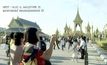 ประชาชนยังเข้าชมพระเมรุมาศต่อเนื่อง