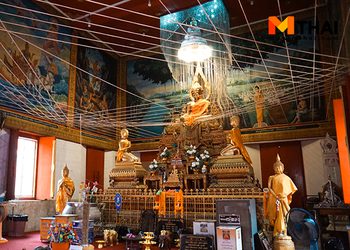 กราบหลวงพ่อทองคำ ขอพรสมหวัง วัดไทรใหญ่ นนทบุรี