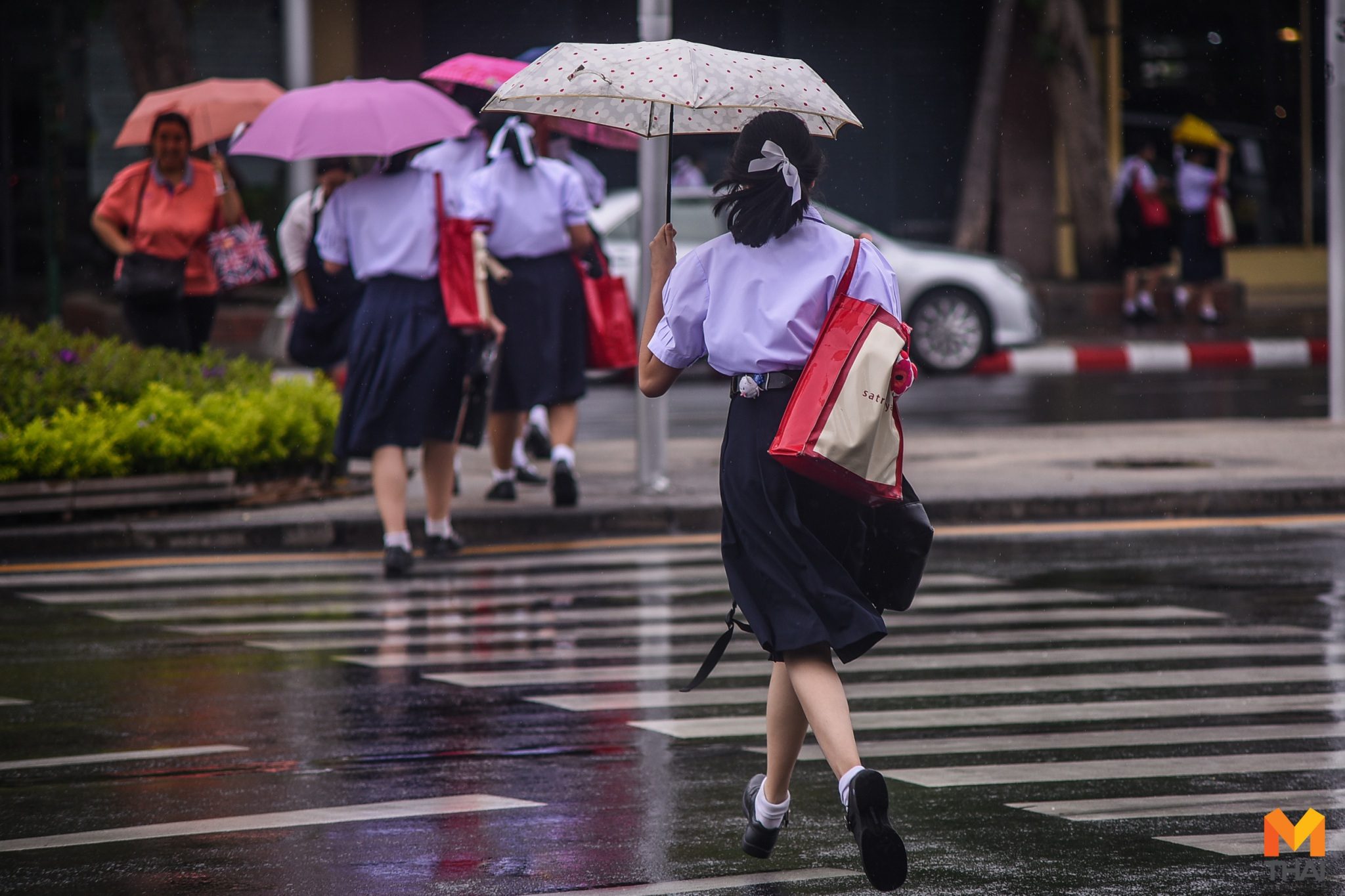 อุตุฯ ประกาศฉบับ 9 ‘พายุมูน’ ยังส่งผลกระทบ ทำฝนตกหลายพื้นที่