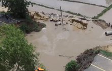 ฝนตกหนักกัดเซาะถนนขาด จ.ยโสธร