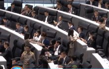 ศาล รธน.ลงมติปมเสียบบัตรบ่ายวันนี้