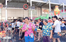 บรรยากาศสงกรานต์ สดๆที่เซ็นทรัลเวิลด์