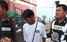 หนุ่มเพี้ยน บุกปาดคอสาวใหญ่ อ้างแค้นถูกถอดจิต