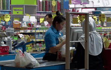 อินโดนีเซียเก็บค่าใช้ถุงพลาสติก