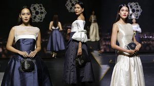 นางพญามาก!! บี น้ำทิพย์ นำทีมซุปตาร์เดินแฟชั่นโชว์กระเป๋า PHYA มูลค่าเกือบ 3 แสน!!