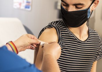 7 กลุ่มเสี่ยง โรคประจำตัว ที่ต้องรับวัคซีนโควิด19 โดยเร็ว มีอะไรบ้าง?
