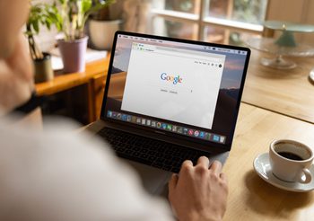 ทำอย่างไรให้เว็บไซต์ติดหน้าแรกของ Google อย่างยั่งยืน?