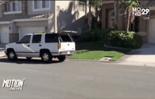 กลุ่มคนร้ายบุกขโมยของในบ้านที่สหรัฐฯ