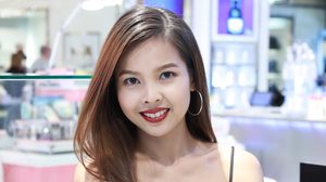 ตามมาดู ทริค แต่งหน้า เปลี่ยนลุคเป็นสาวแซ่บ พร้อมลุยปาร์ตี้ ภายใน 5 นาที