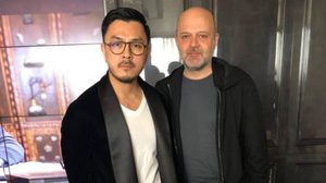 หมู พลพัฒน์ ร่วมถ่ายทอดเรื่องราวของดีไซน์เนอร์ ในงาน Shanghai Fashion Week 2018
