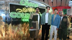 “ไบร์ท” และ “เฟย” ชวนเปิดโลกความชิลให้คูลกับแคมเปญล่าสุดของ Chang Cold Brew Cool Club