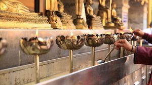 คาถาสะเดาะเคราะห์ต่ออายุ